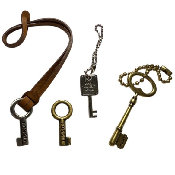 Fossil Accessories - Fossil Vintage Key Hangtags, Lot of Four